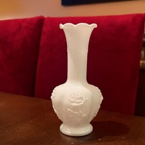 Imperial Trademark Elegant White Milk Glass Ceramic Vase